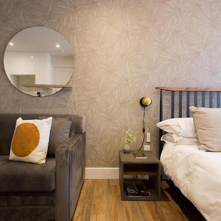 Romantic Studio In The Heart Of Little Italy By Den Stays Montreal Ngoại thất bức ảnh