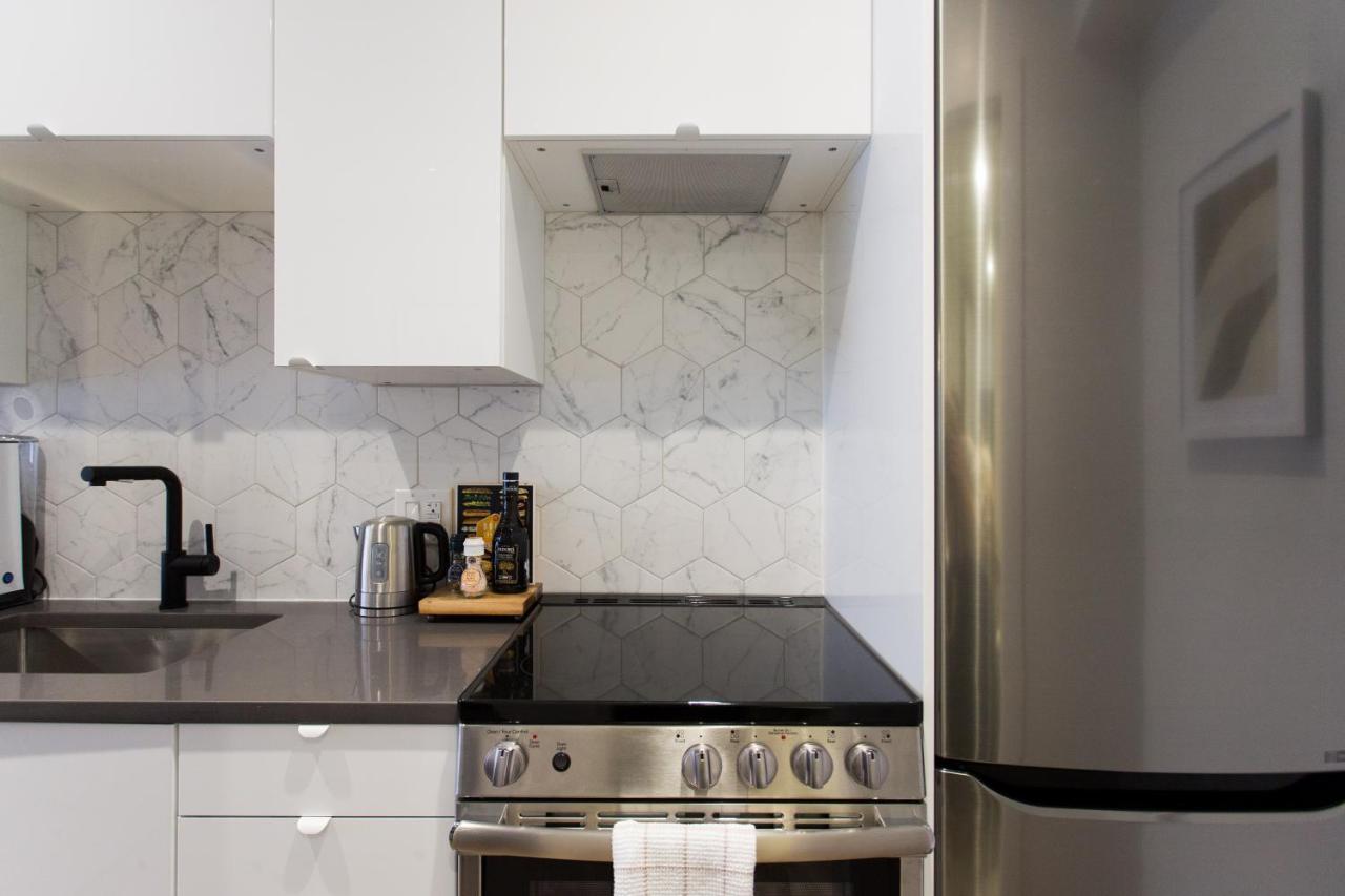 Romantic Studio In The Heart Of Little Italy By Den Stays Montreal Ngoại thất bức ảnh