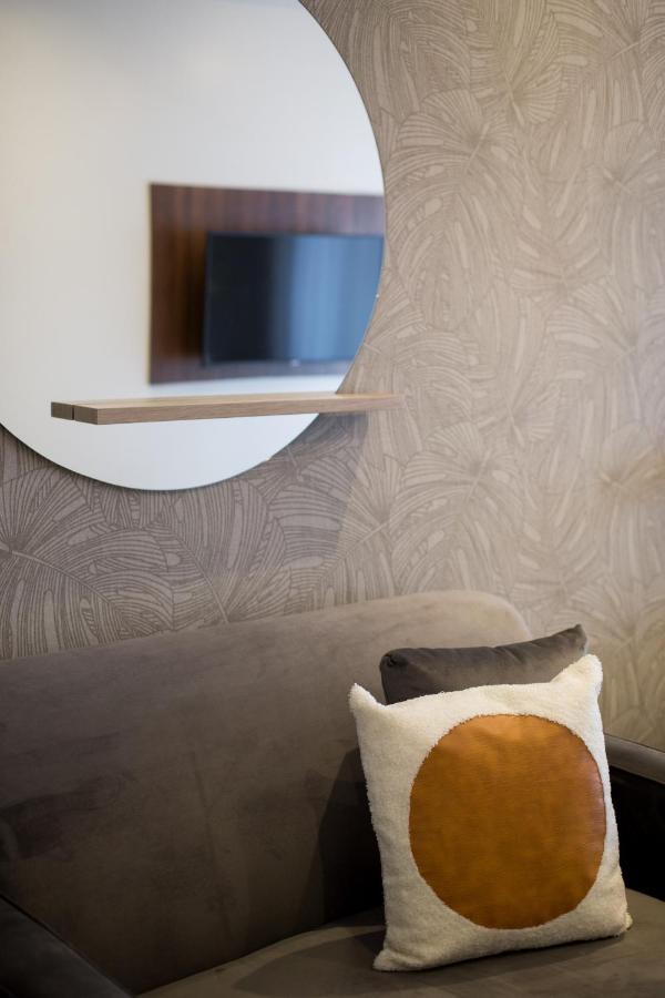 Romantic Studio In The Heart Of Little Italy By Den Stays Montreal Ngoại thất bức ảnh