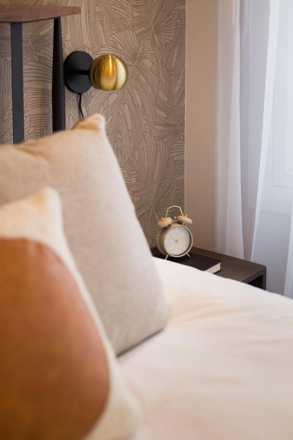 Romantic Studio In The Heart Of Little Italy By Den Stays Montreal Ngoại thất bức ảnh